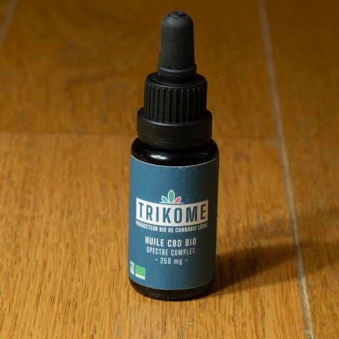 Huile CBD bio 250 mg - Direct Producteur - Fabrication française