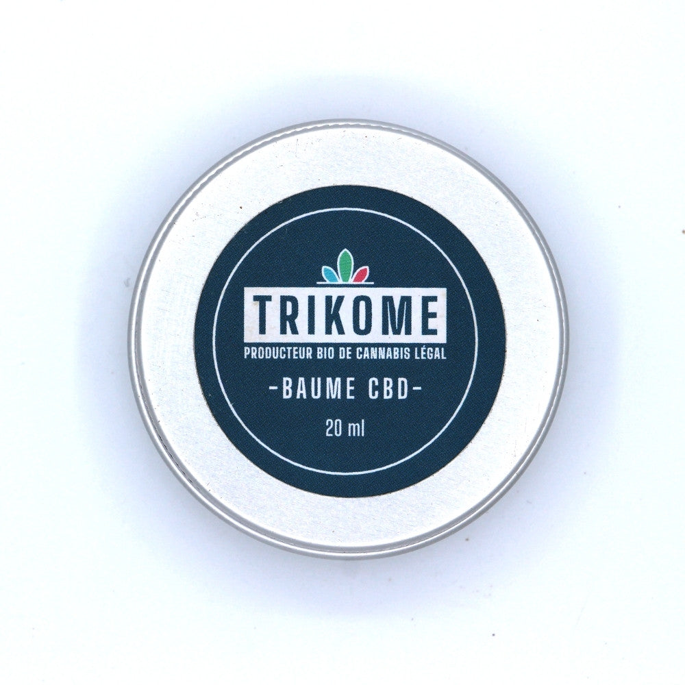 Vue dessus du baume CBD Trikome 20 ml en format carré, packshot propre sur fond blanc.
