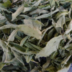 Feuilles de verveine sechee issues d une agriculture biologique locale pour infusion naturelle et aromatique.